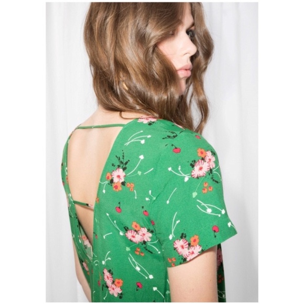 & Other Stories Green Floral VBack Top Tee Size 8